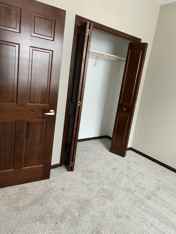 Building Photo - 3621 Doolittle Dr