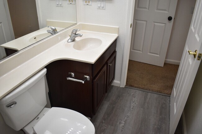 Building Photo - 1234 Catalina Dr