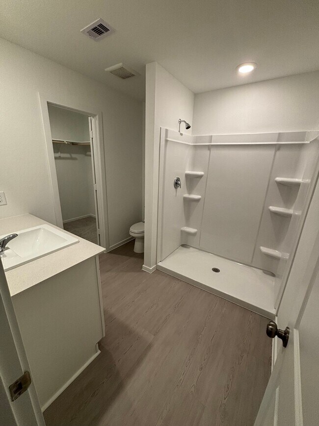 Building Photo - 1733 Lofty Cedar Ct