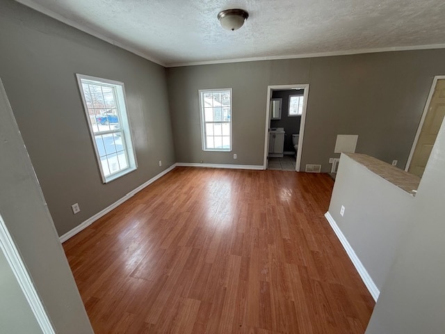 Building Photo - 212 E Mishawaka Ave