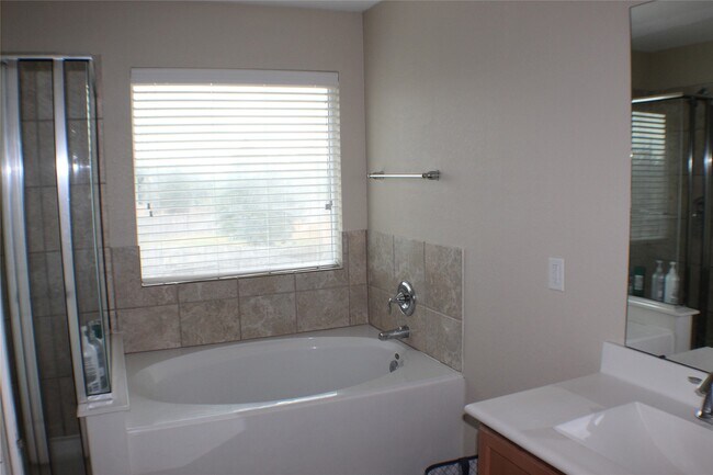 Building Photo - 6431 Densberry Ln