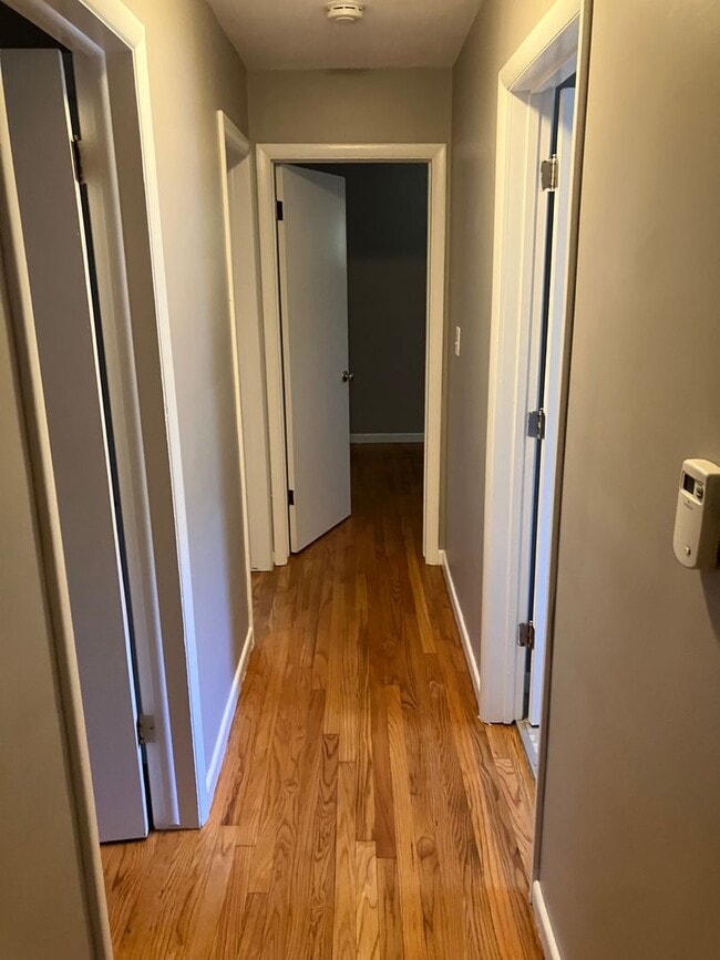 Building Photo - Fully remodeled  3 bed, 1 .5 bath ranch with bonus room and garage near Lemoyne College