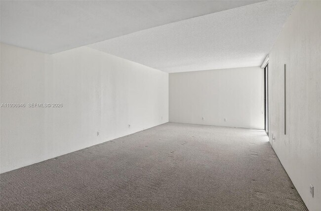 Building Photo - 19707 Turnberry Way