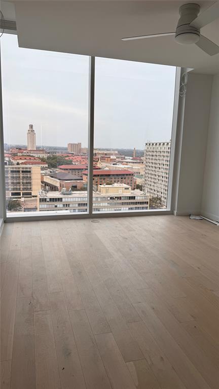 Building Photo - 313 W 17th St