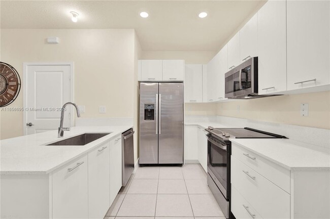 Building Photo - 4413 NW 83rd Path