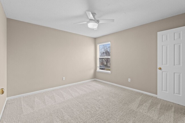 Building Photo - Beautiful 4 Bedroom Home in Fishers!