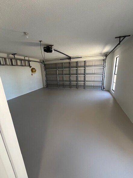 Building Photo - 3036 Gloria Ave