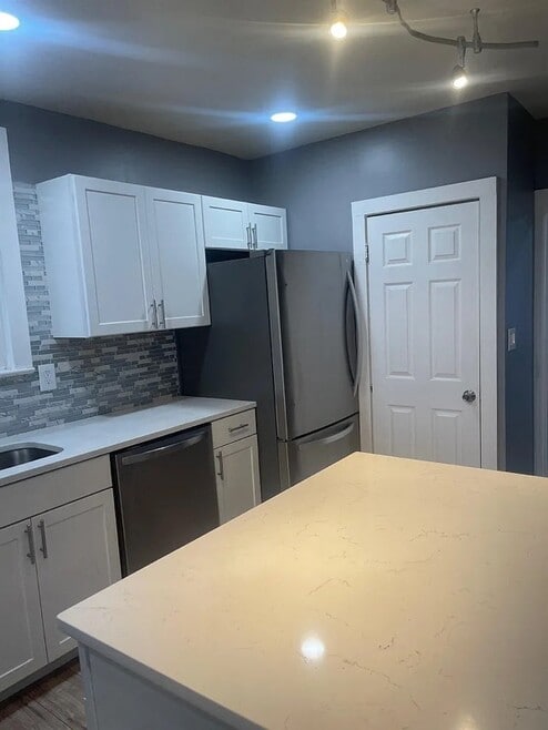 Building Photo - 36 Lincoln Pl