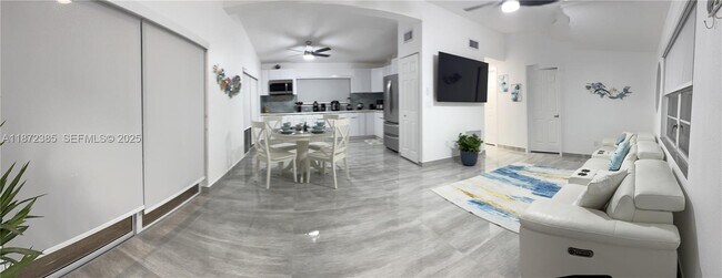 Building Photo - 60 SE Marlin Ave