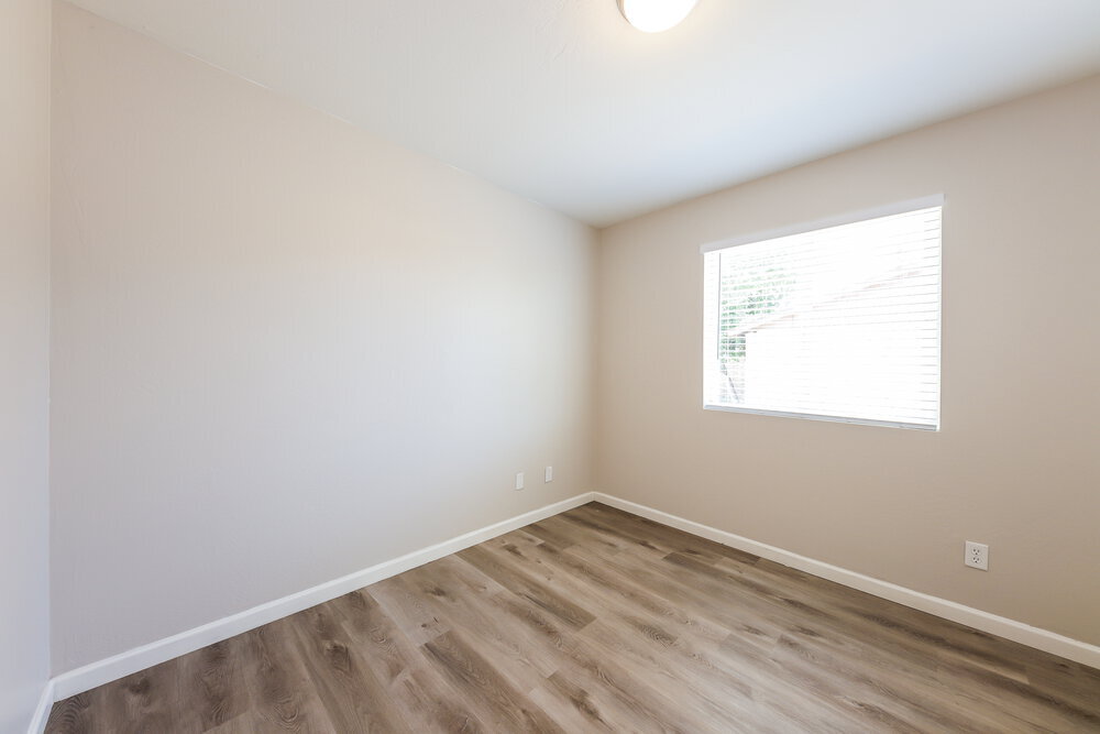 Building Photo - 16444 N 46th Ln