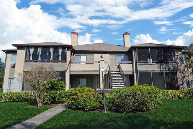 Building Photo - 10265 Gandy Blvd N