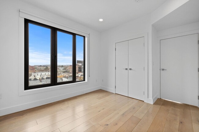 Building Photo - 30 Penniman Rd