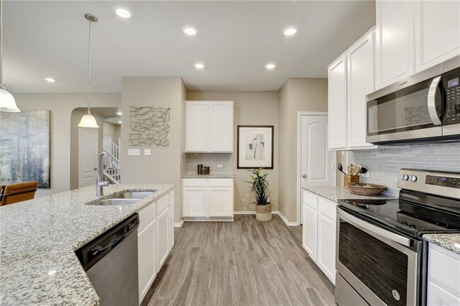 Building Photo - 311 Jarbridge Dr
