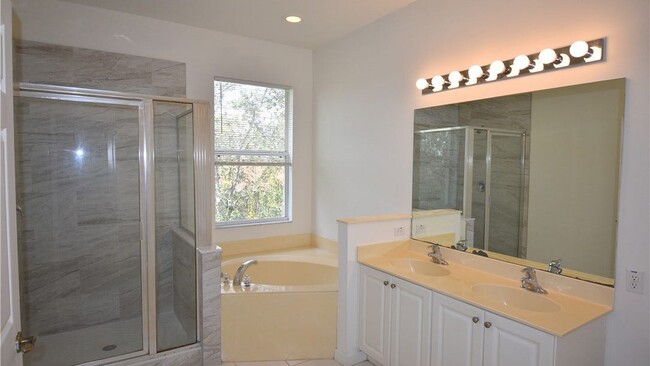 Building Photo - 4255 Liron Ave