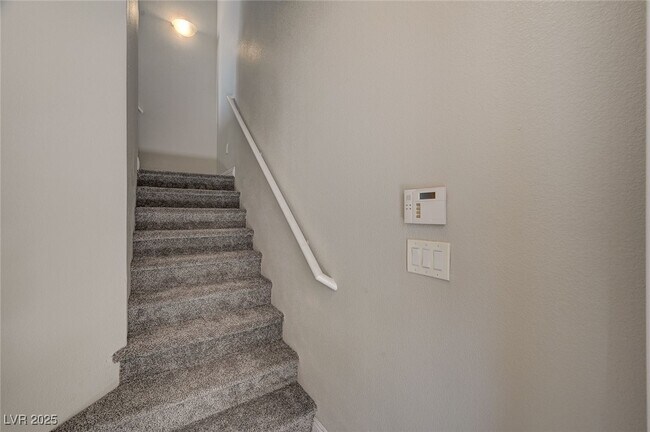 Building Photo - 9140 Forest Willow Ave