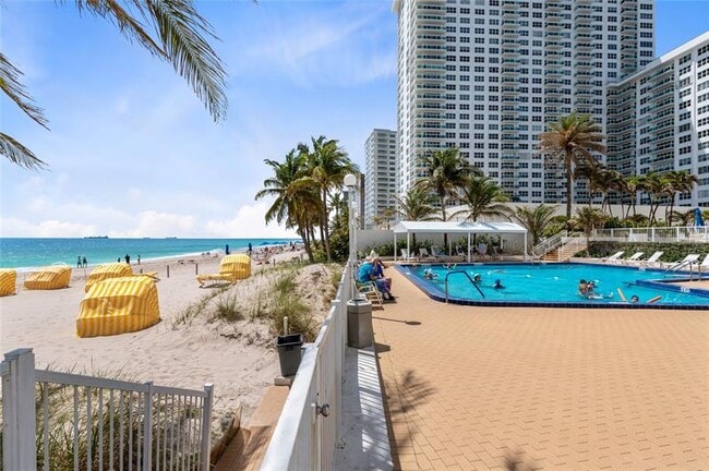 Building Photo - 4010 Galt Ocean Dr