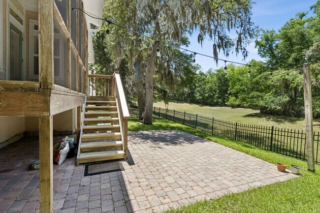 Building Photo - 3BR/3BA Home in Fernandina Beach – Great Location!