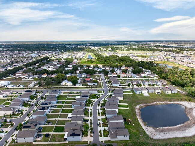 Building Photo - 4BR For Rent - Riverview