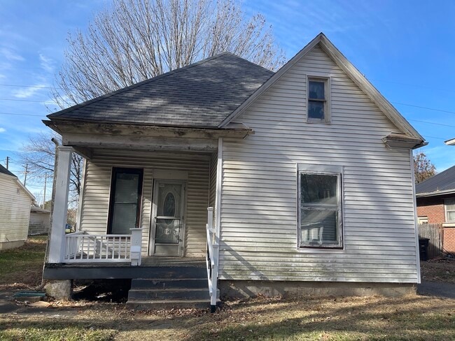 Primary Photo - 6 Pennsylvania Ave