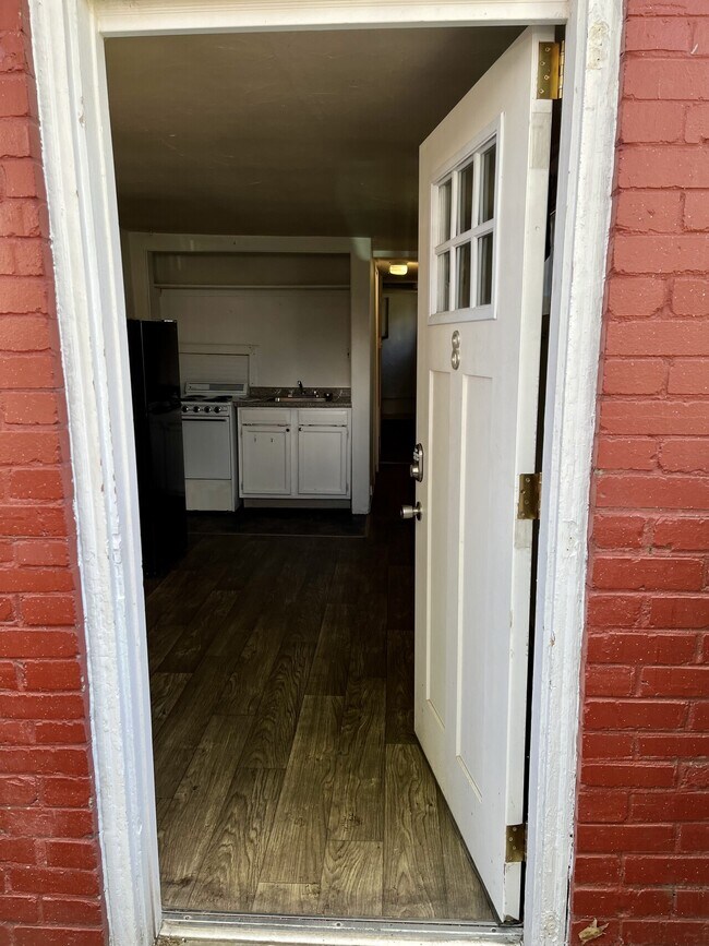 1616 Clinch 1616 Clinch Ave Knoxville TN 37916 Apartment Finder