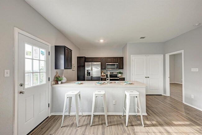 Building Photo - 129 Vulcan Dr
