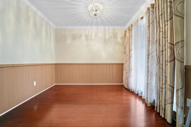 Building Photo - 2210 San Jacinto Dr