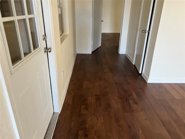 Building Photo - 7006 Bailey Rd