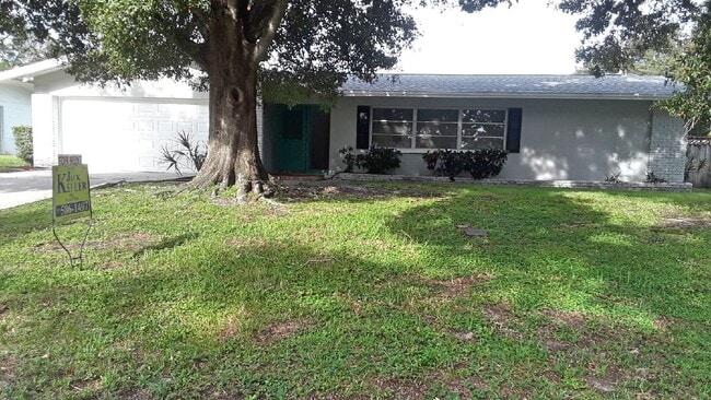 Building Photo - 1329 Fairfield Dr