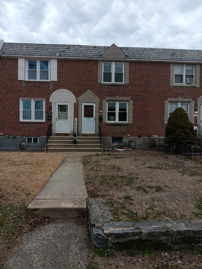 Front from Academview - 4 S Academy Ave