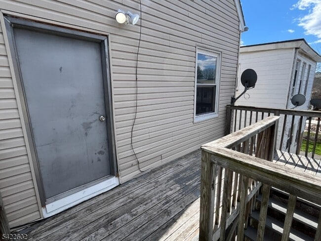 Building Photo - 389 Myrtle Ave