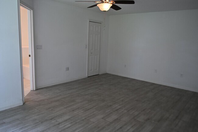 Building Photo - 41 Buffalo Bill Dr