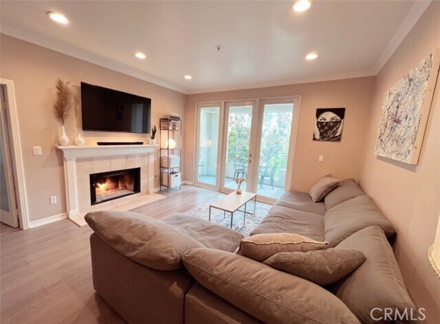 Primary Photo - 2233 Martin