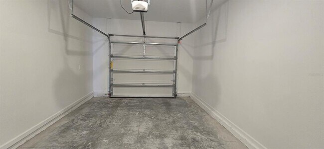 Building Photo - 3577 SE 37th Ct