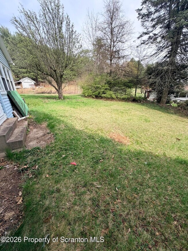 Building Photo - 409 Alden Mountain Rd