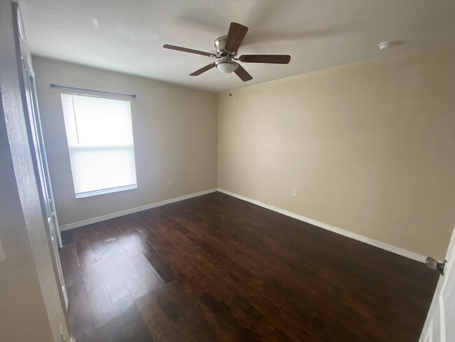Building Photo - House for rent