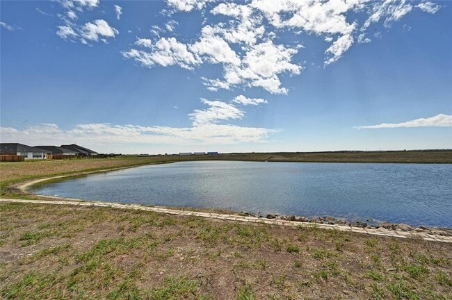 Building Photo - 210 Chapel Beck Dr