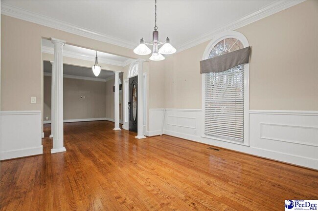 Building Photo - 3406 Sussex Ct