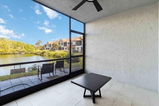 Building Photo - 3475 Emerald Oaks Dr