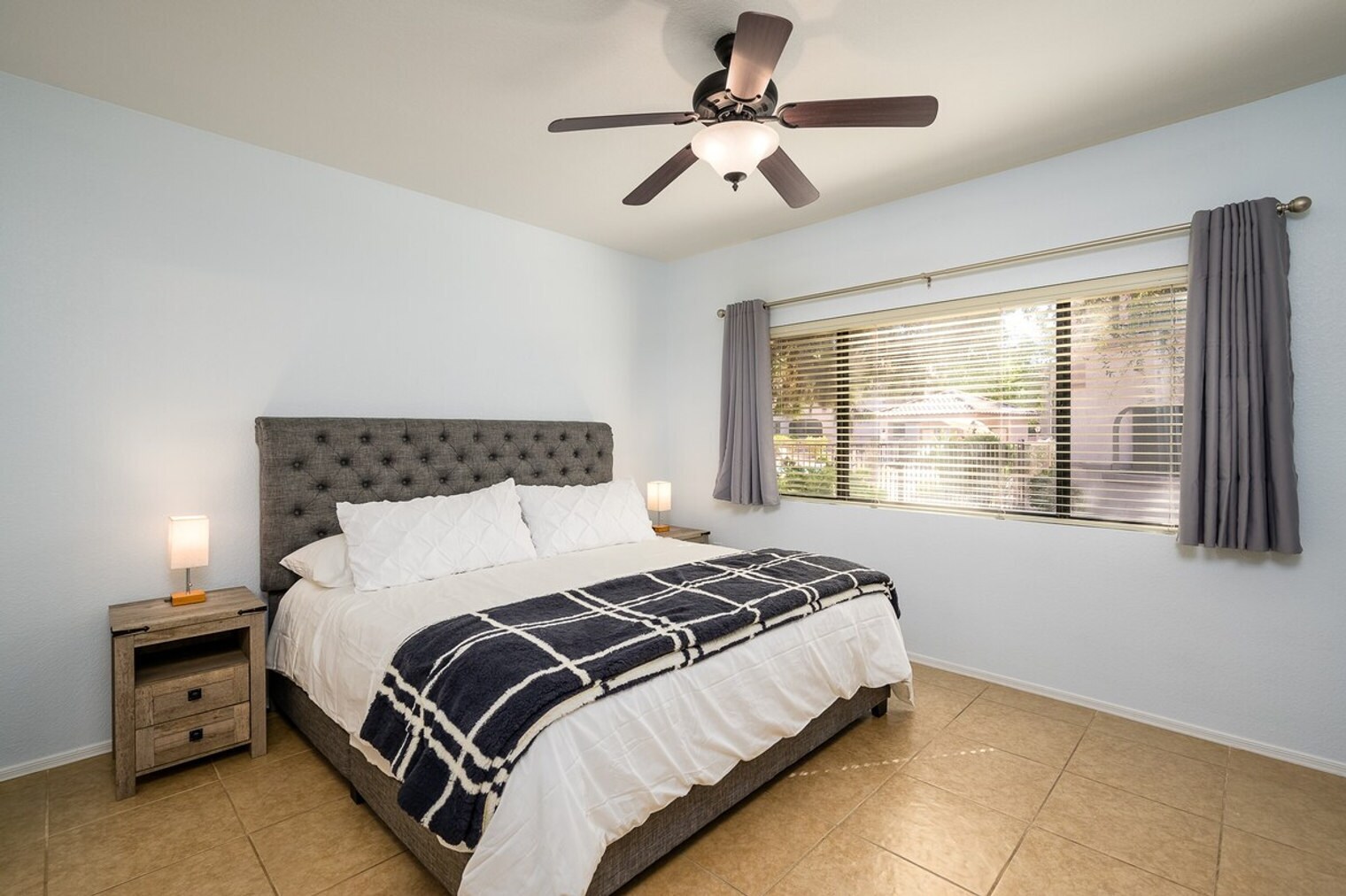 Building Photo - 9455 E Raintree Dr