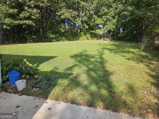 Building Photo - 4121 Burgundy Way