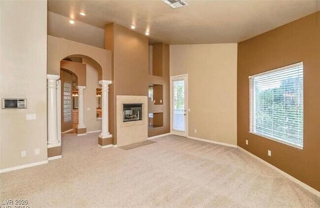 Building Photo - 2460 Monarch Bay Dr