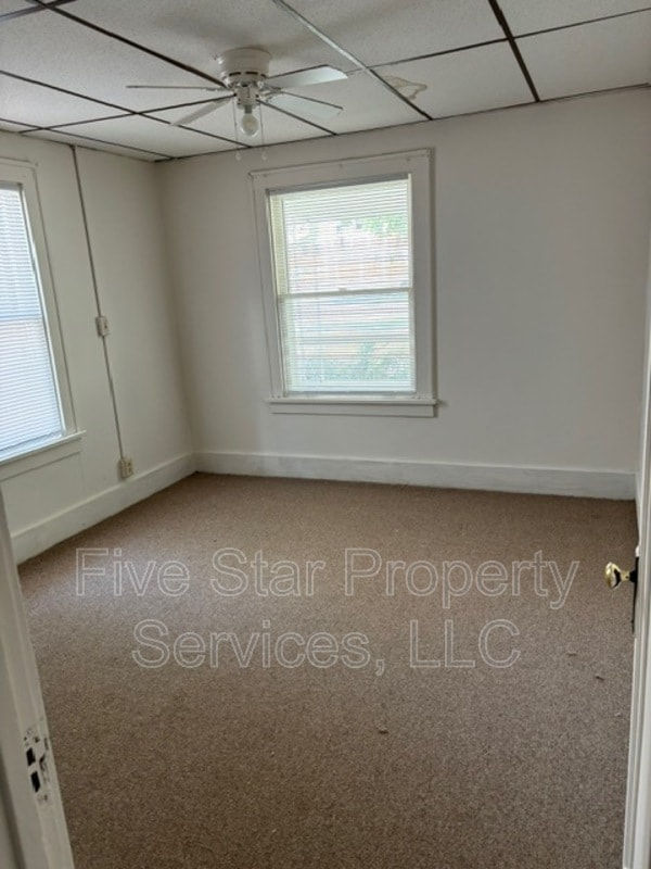 Building Photo - 925 N 15th St