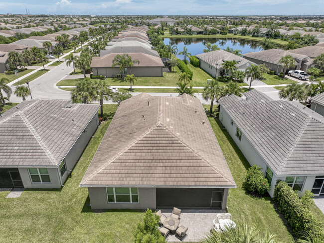 Building Photo - 11597 SW Hawkins Terrace