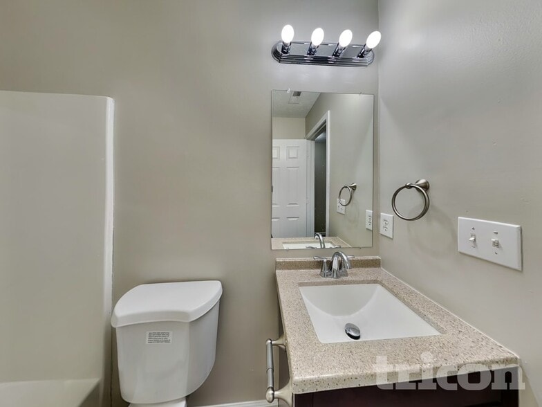 Building Photo - 4020 Waterfield Dr