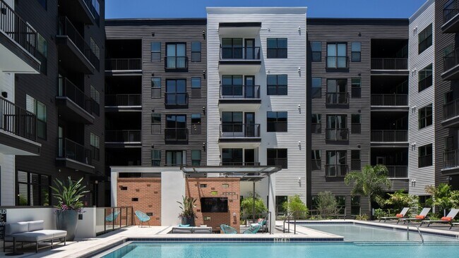 Building Photo - 1701 Central Ave