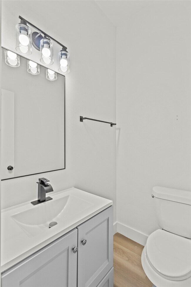 Building Photo - 8127 Hoffman St