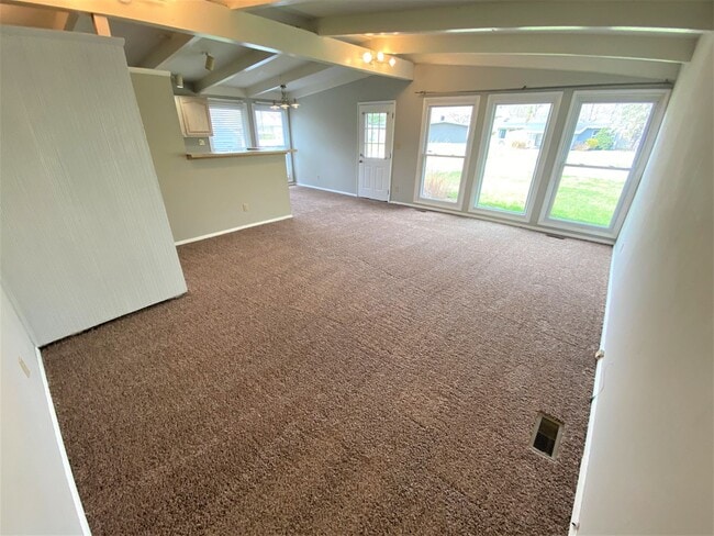 Building Photo - 3 Bedroom - Upper Arlington