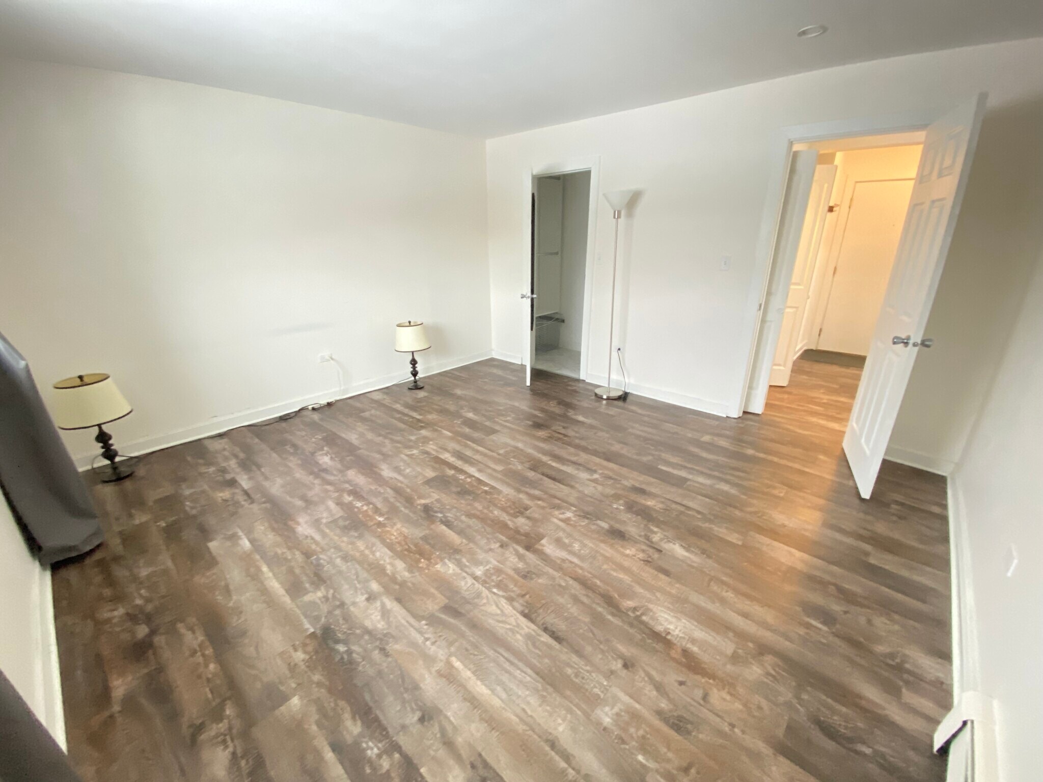 Building Photo - 7425 Brookdale Dr