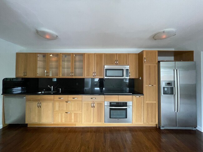 Building Photo - 64 Allston St