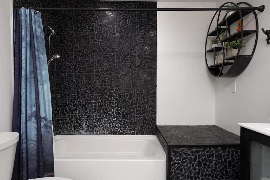 Building Photo - 4272 Harbinson Ave